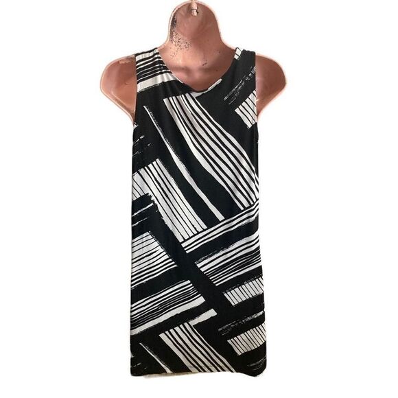 SOMA Black & White Handkerchief Hem Sleeveless Geometric Dress - Picture 1 of 9